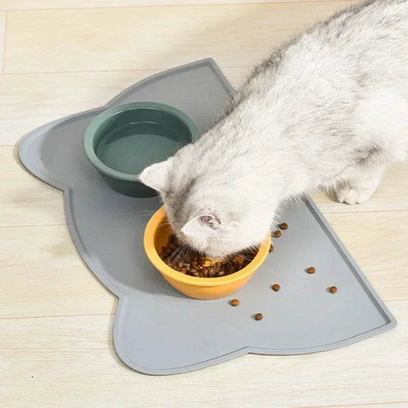 Silicone Pet Feeding Mat – Non-Slip, Waterproof Cat Shape