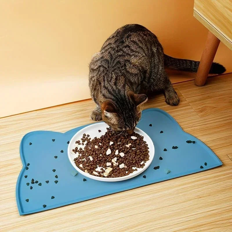 Silicone Pet Feeding Mat – Non-Slip, Waterproof Cat Shape